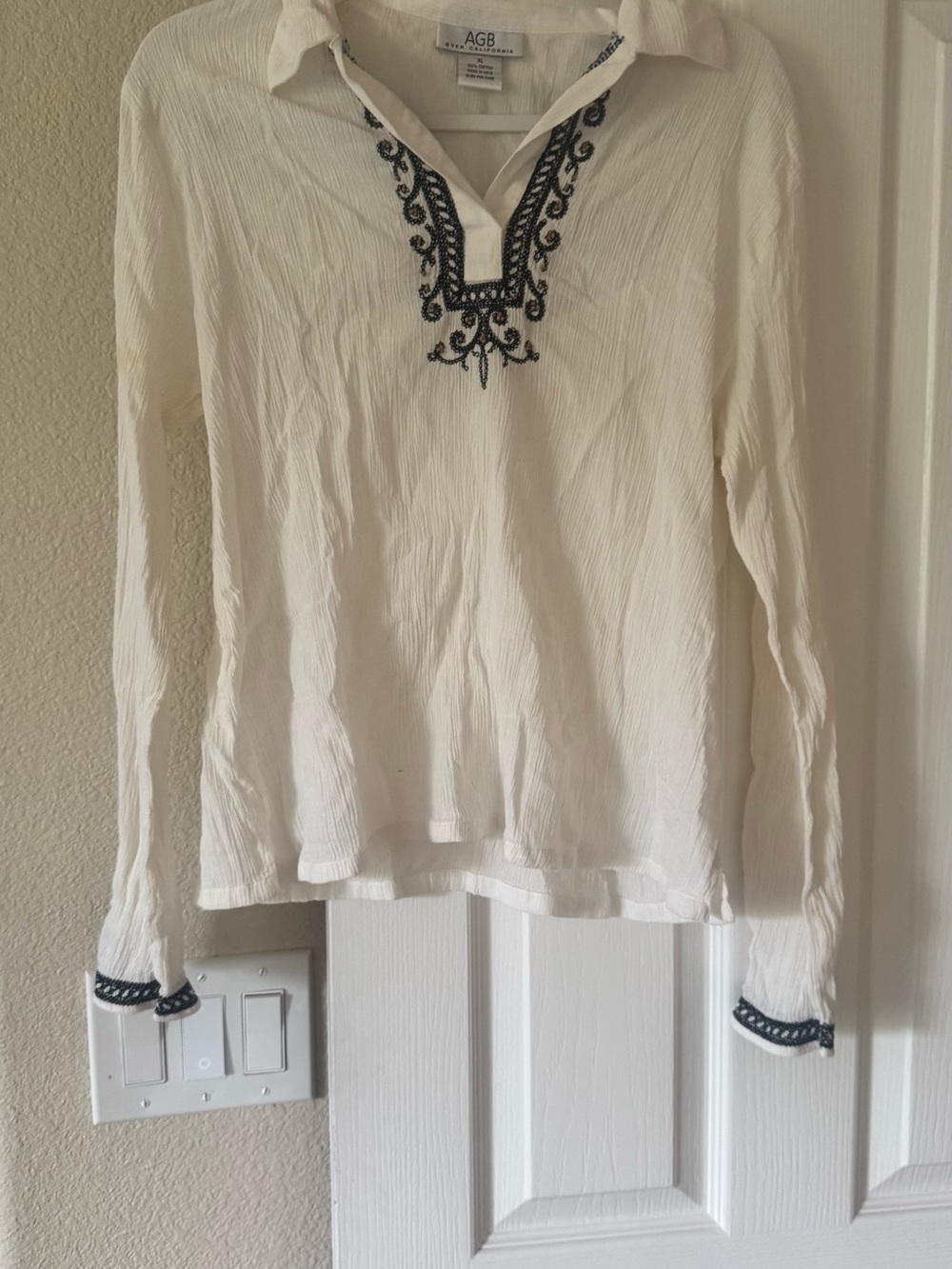 Byer California Cream Long-Sleeve Tunic with Navy Embroidery